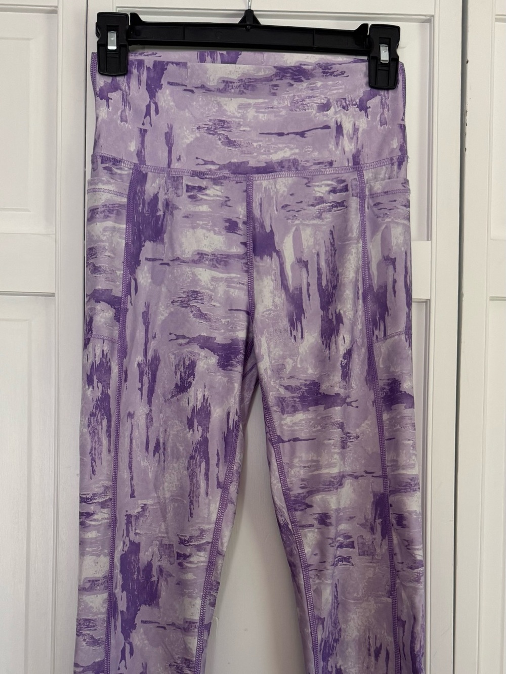 DSG Abstract Print Leggings Kids Size 14, DSG Leggings, Like new DSG Leggings